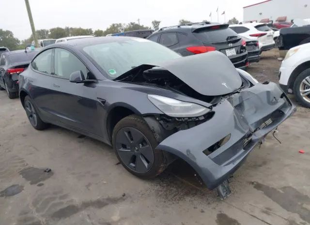 Tesla Model 3 (2023)