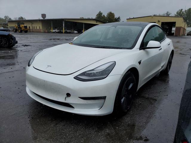 Tesla Model 3 (2022)