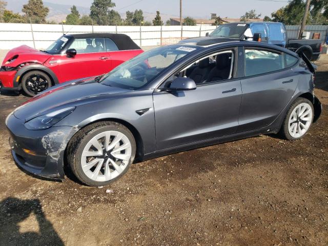 Tesla Model 3 (2022)