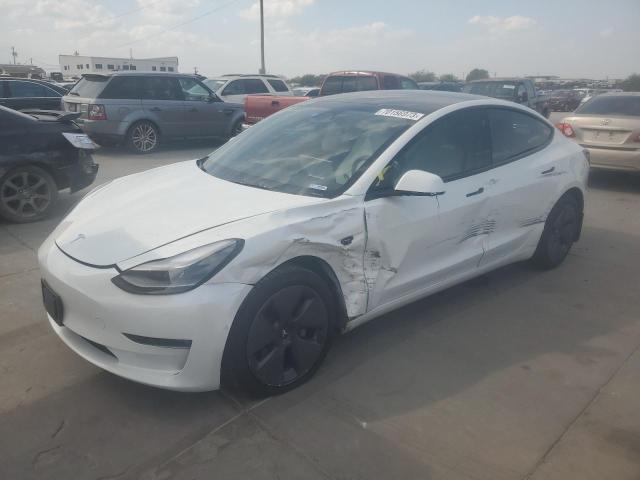 Tesla Model 3 (2022)