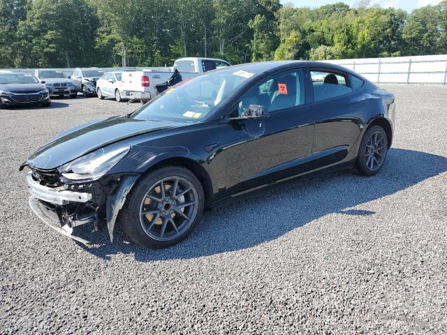 Tesla Model 3 (2022)