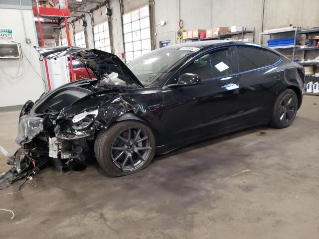 Tesla Model 3 (2022)