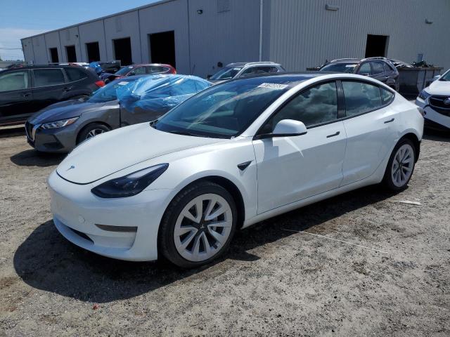 Tesla Model 3 (2023)