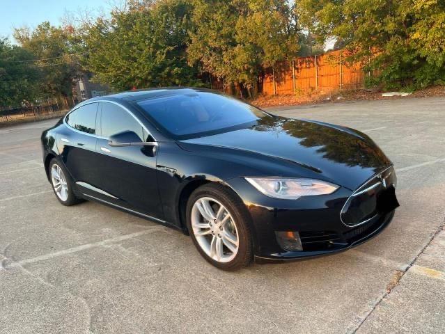 Tesla Model s (2013)