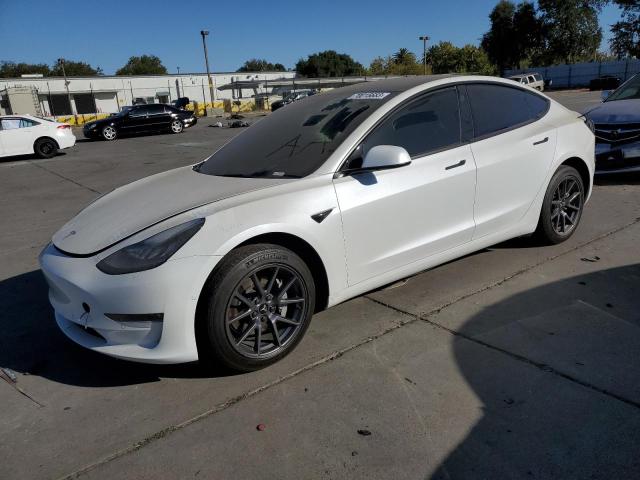 Tesla Model 3 (2022)