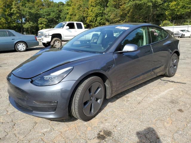 Tesla Model 3 (2022)