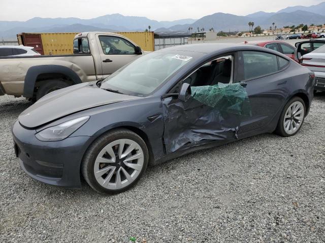 Tesla Model 3 (2022)