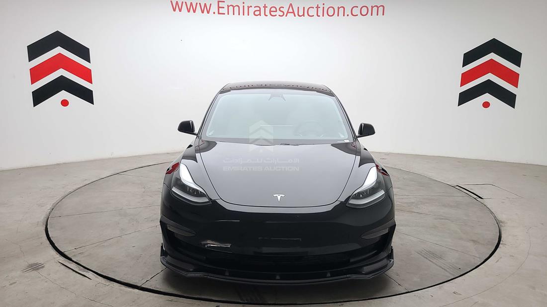 Tesla Model (2021)