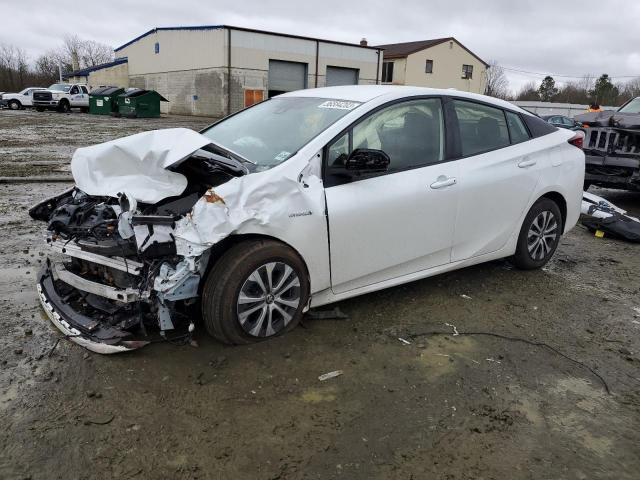Toyota Prius le (2021)