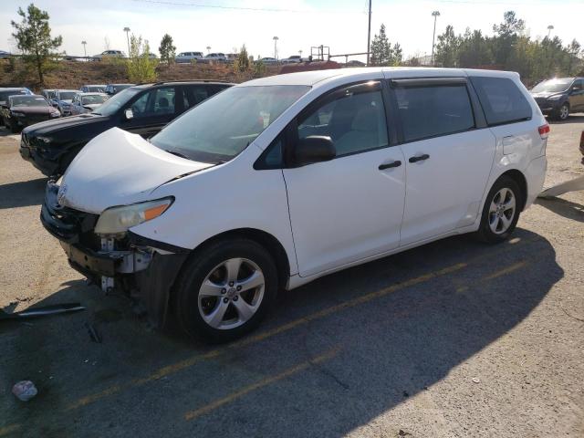 Toyota Sienna (2011)