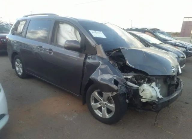 Toyota Sienna (2015)