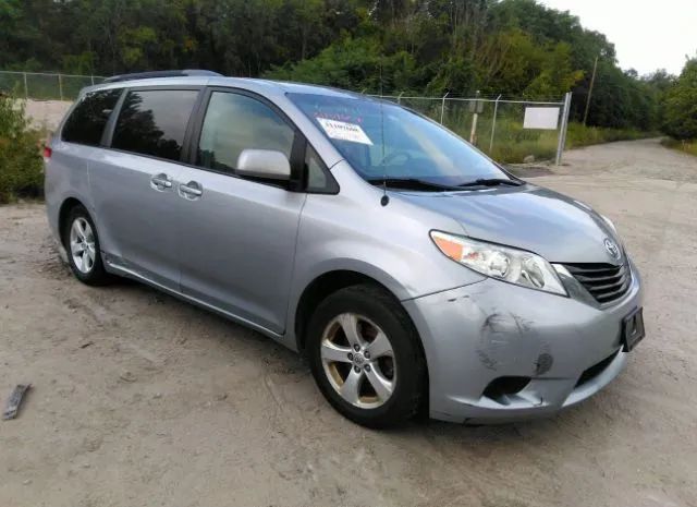 Toyota Sienna (2011)