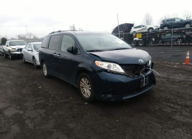 Toyota Sienna (2011)