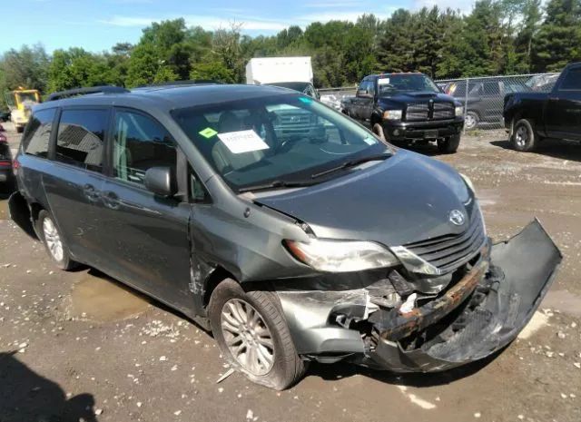 Toyota Sienna (2013)
