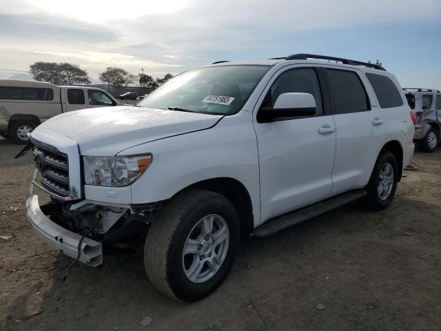 Toyota Sequoia sr (2015)