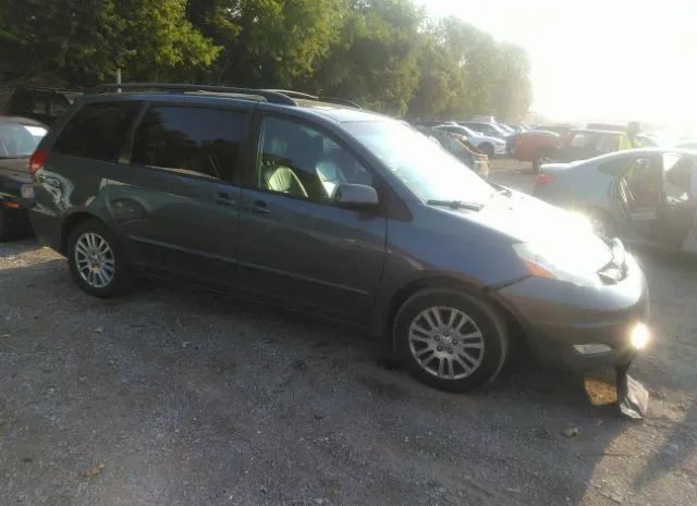 Toyota Sienna (2010)