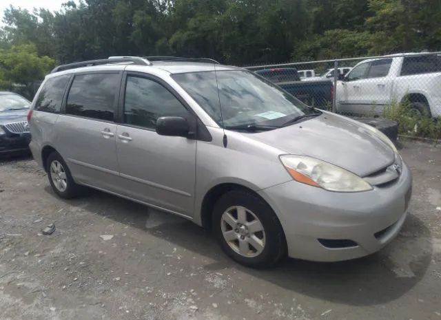 Toyota Sienna (2010)