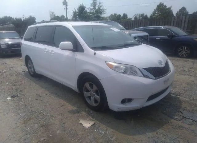 Toyota Sienna (2013)