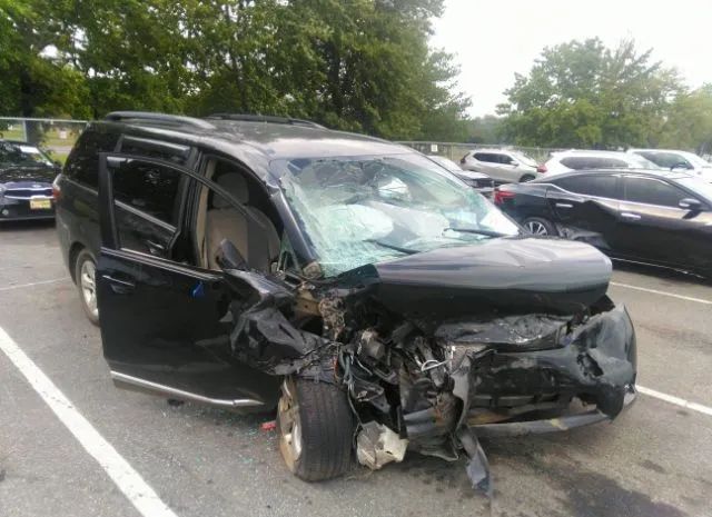 Toyota Sienna (2015)