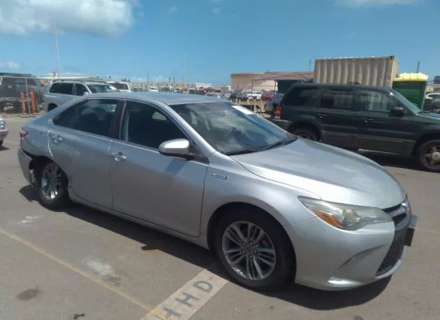 Toyota Camry hybrid (2015)
