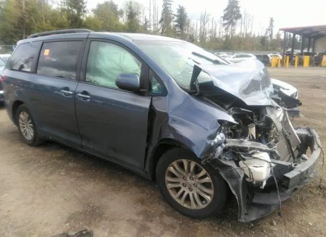 Toyota Sienna (2015)