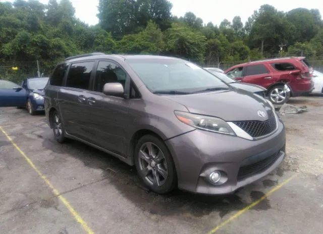 Toyota Sienna (2015)