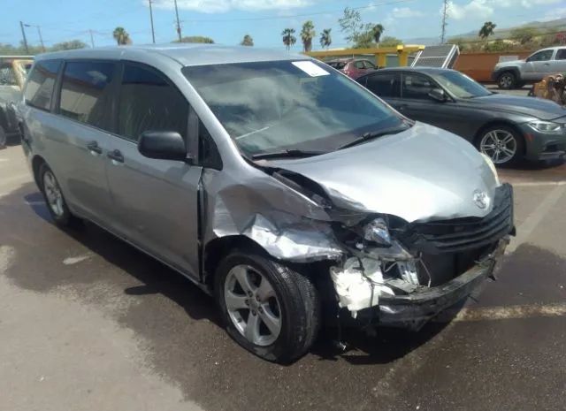 Toyota Sienna (2015)