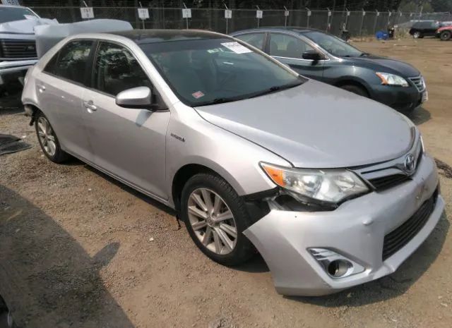 Toyota Camry hybrid (2014)
