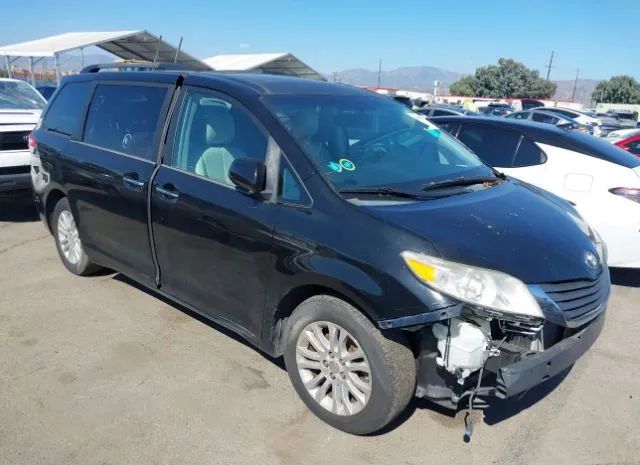 Toyota Sienna (2012)