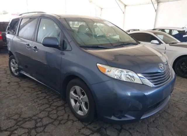 Toyota Sienna (2016)