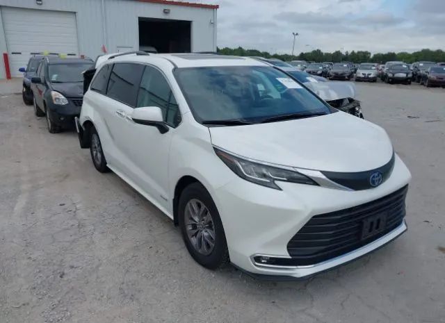 Toyota Sienna (2021)