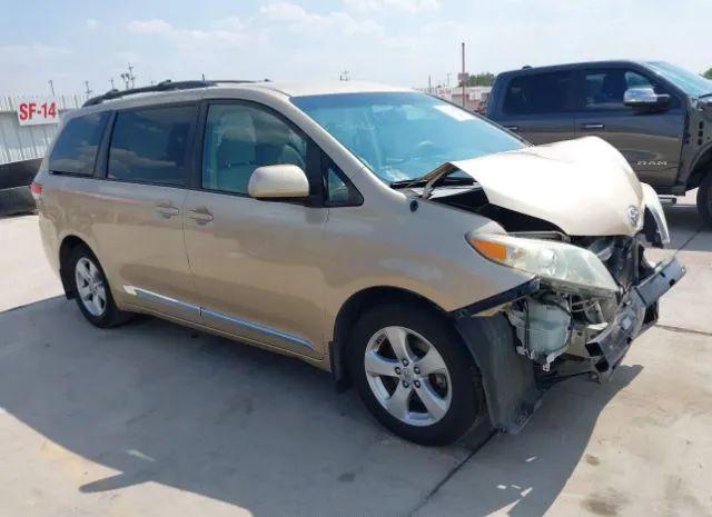 Toyota Sienna (2012)