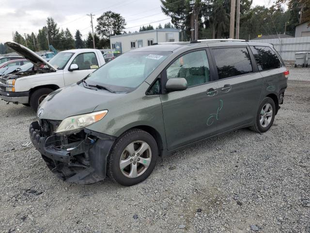 Toyota Sienna bas (2012)