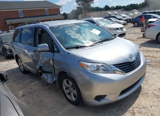 Toyota Sienna (2012)