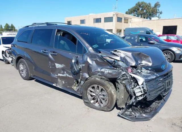 Toyota Sienna (2021)