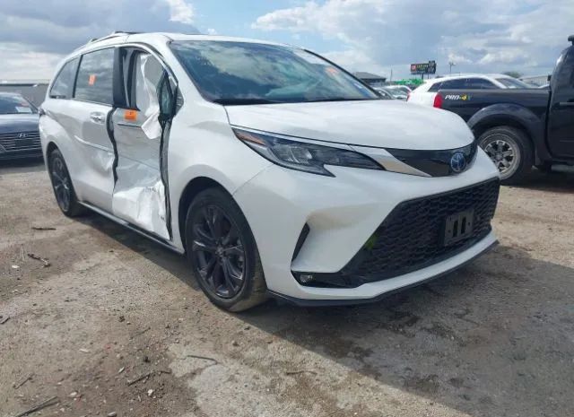 Toyota Sienna (2021)
