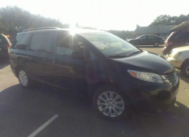 Toyota Sienna (2015)