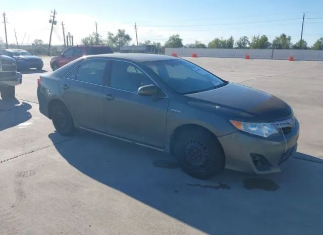 Toyota Camry hybrid (2012)