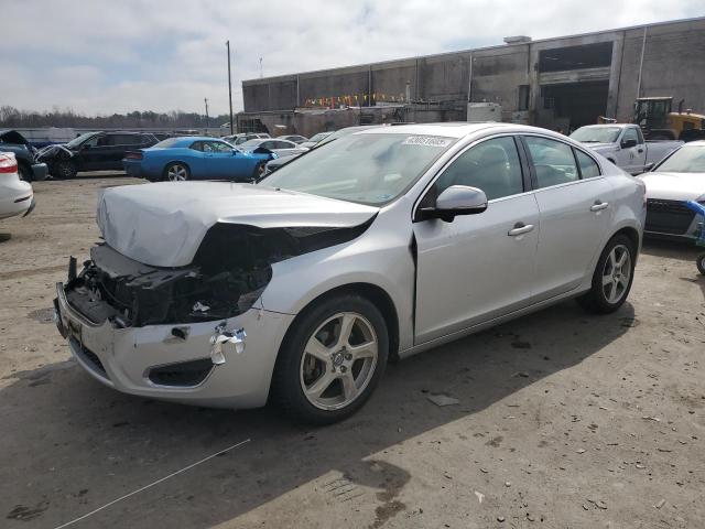 Volvo S60 t5 (2012)