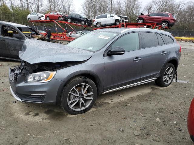 Volvo V60 cross (2017)