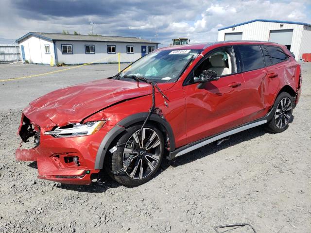 Volvo V60 cross (2023)