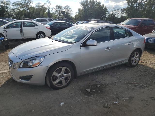 Volvo S60 t5 (2012)