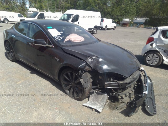 Tesla Model s (2016)