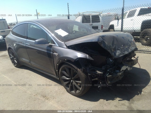 Tesla Model x (2016)