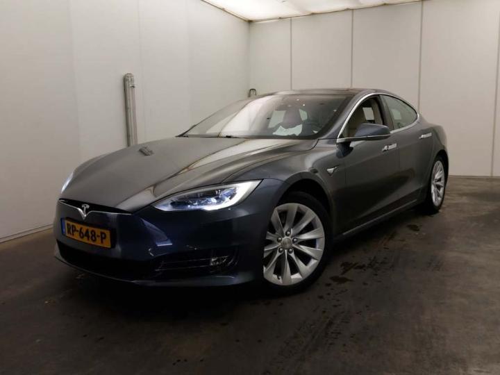 Tesla Model (2018)