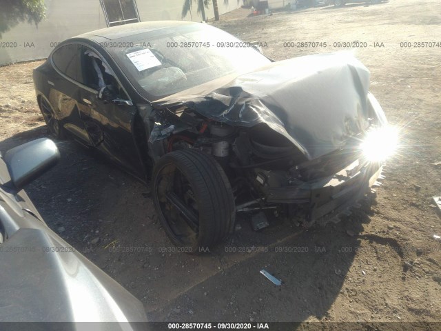 Tesla Model s (2017)