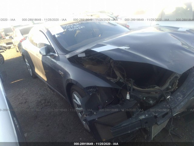Tesla Model s (2015)