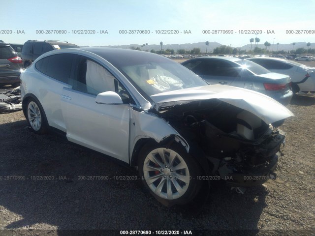 Tesla Model x (2020)
