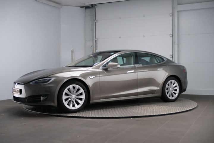 Tesla Model s (2016)