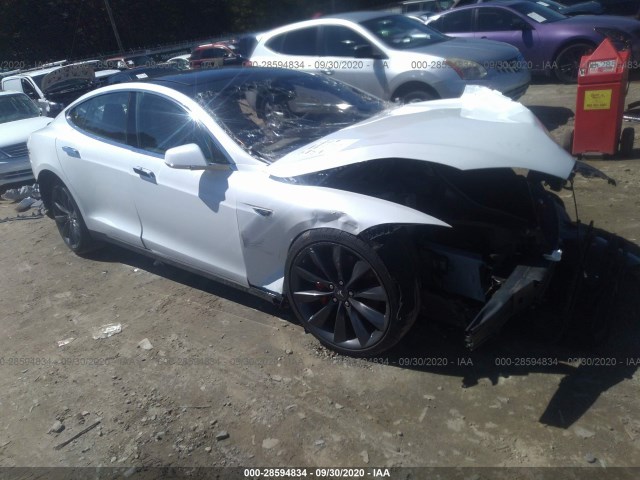 Tesla Model s (2015)